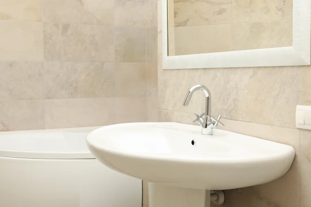 Signs you need to Repair your Plumbing - Water Stains around your Sinks